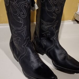 Woman's Shoes For Crews Black Leather Boots